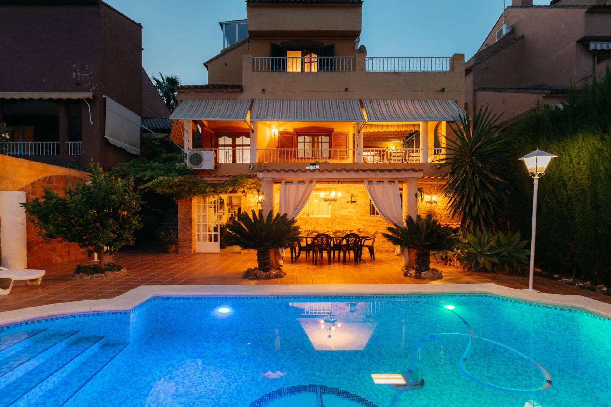 Chalet, Villa Rodeada De Naturaleza Piscina A Doce Klm De Valencia Y 7 Del Aeropuerto Valência Exterior foto